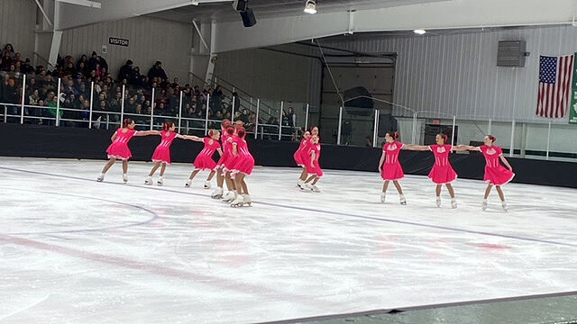 Synchronize skating 52.jpg
